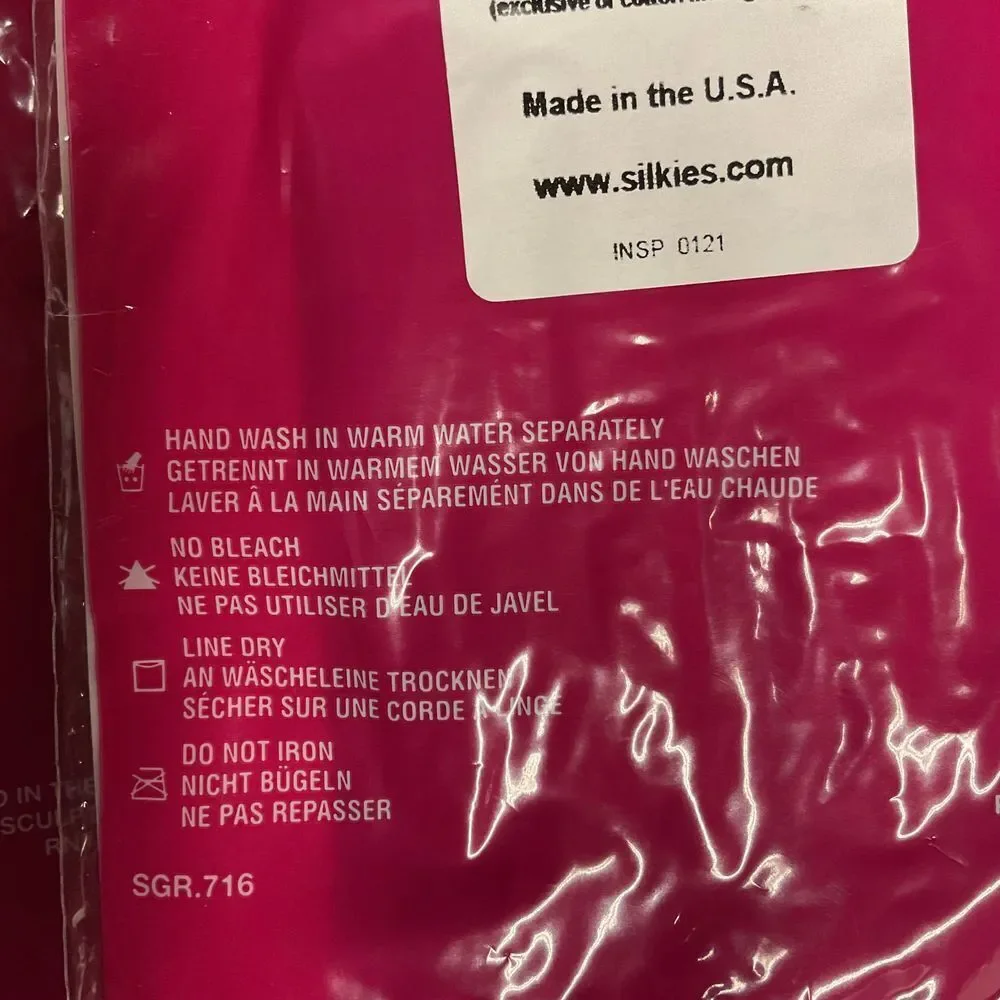 Silkies Women's 2-Pack Ultra Control Top Sheer Pantyhose Beige Honey Size‎ S